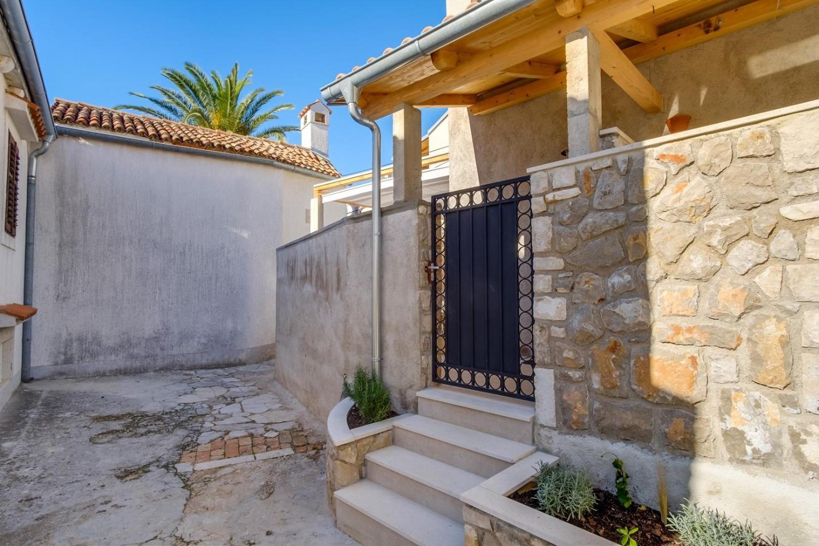Elegant Apartment Iris Mali Lošinj Extérieur photo